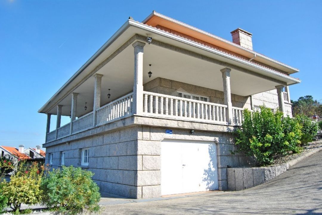 Casa / Chalet En Venta En Bamio, Vilagarcía De Arousa (Pontevedra) - Ref: 1905 - 1/43